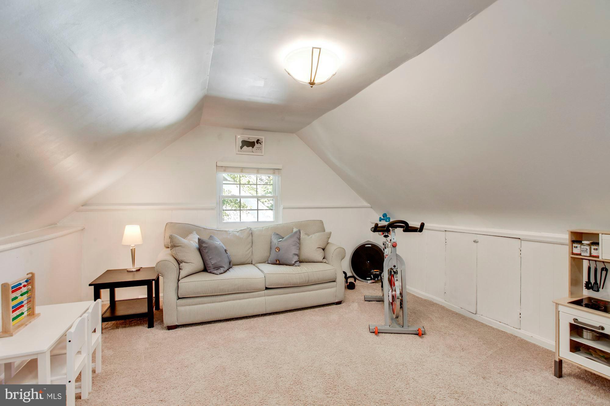 708 Justin Way Silver Spring, MD 20901 - Photo 22 of 30 Rec rm on 2nd floor