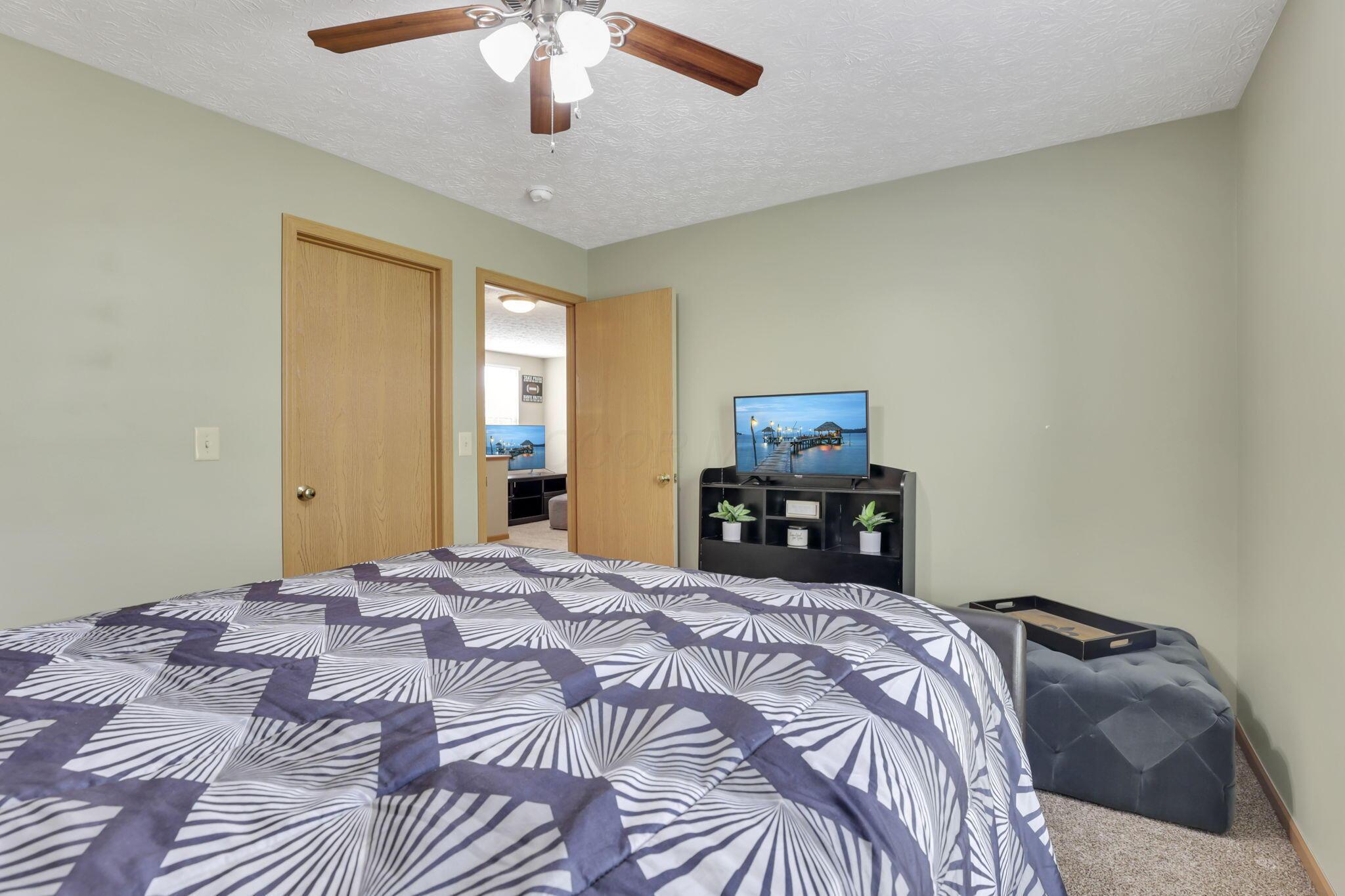 2131 Ripple Road Hilliard, OH 43026 - Photo 23 of 33 Bedroom two