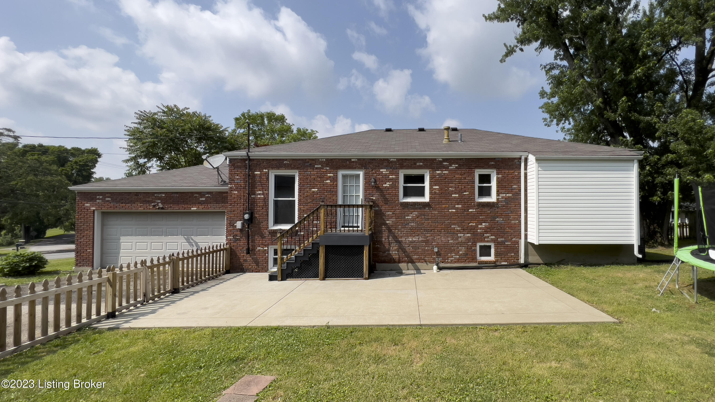 8900 La Costa Road Louisville, KY 40299 - Photo 42 of 47 8900 LaCosta Rd-1042