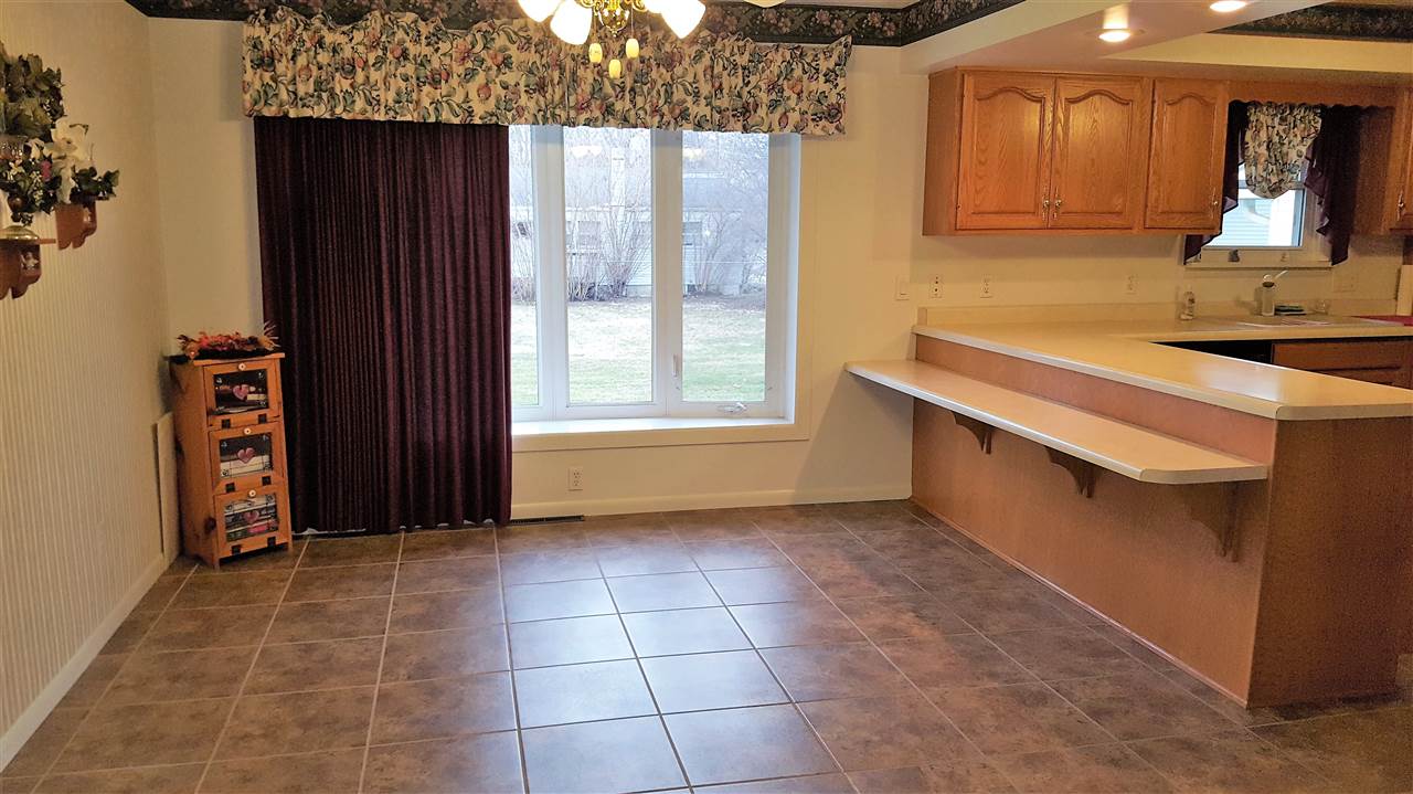816 West Grove Street Rensselaer, IN 47978 - Photo 5 of 22