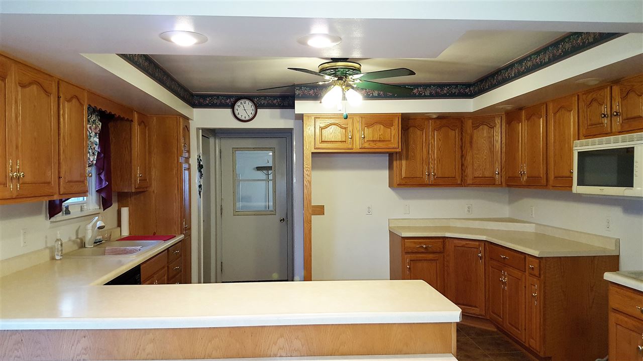 816 West Grove Street Rensselaer, IN 47978 - Photo 7 of 22