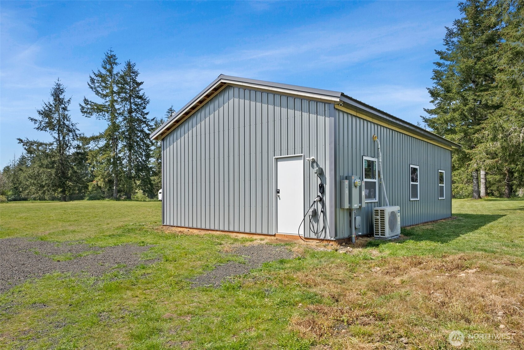 1982 West Ford Loop Road Elma, WA 98541 - Photo 3 of 15 a house with a outdoor space