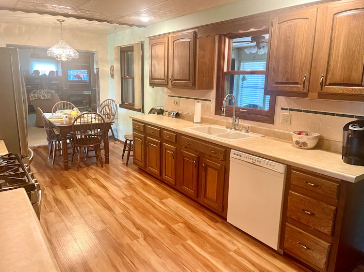 306 Ridge Road Rochelle, IL 61068 - Photo 2 of 19