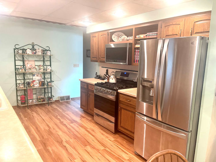 306 Ridge Road Rochelle, IL 61068 - Photo 4 of 19