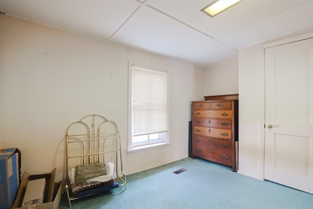 50 Uxbridge Road Mendon, MA 01756 - Photo 19 of 28 Gallery Image 19