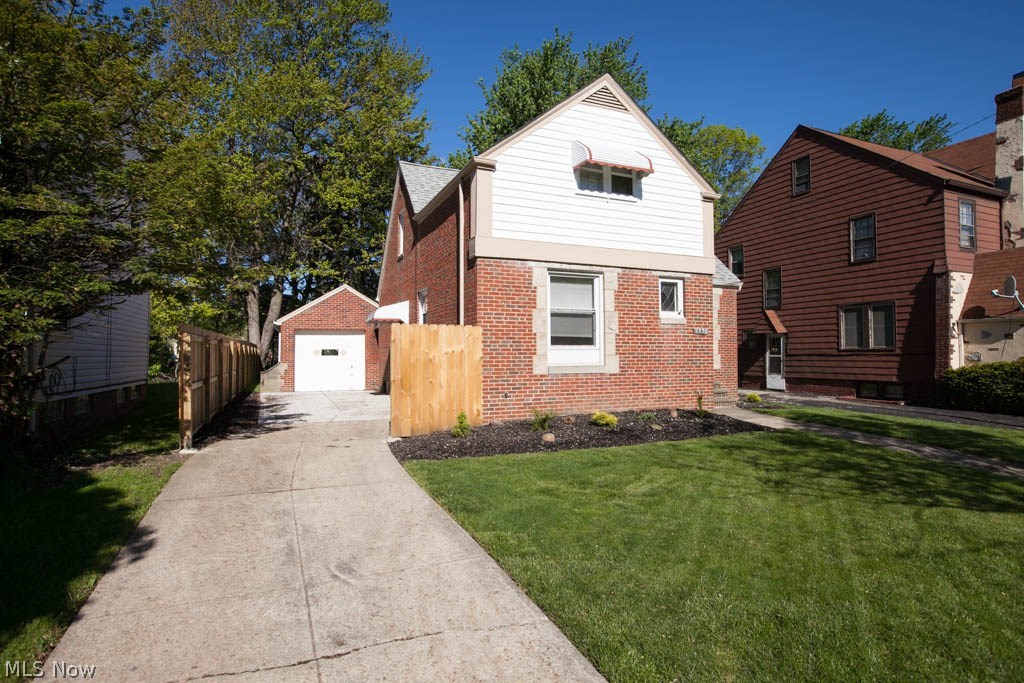 1356 Avondale Road Cleveland, OH 44121 - Photo 2 of 35 Nicely landscaped well taken care of home