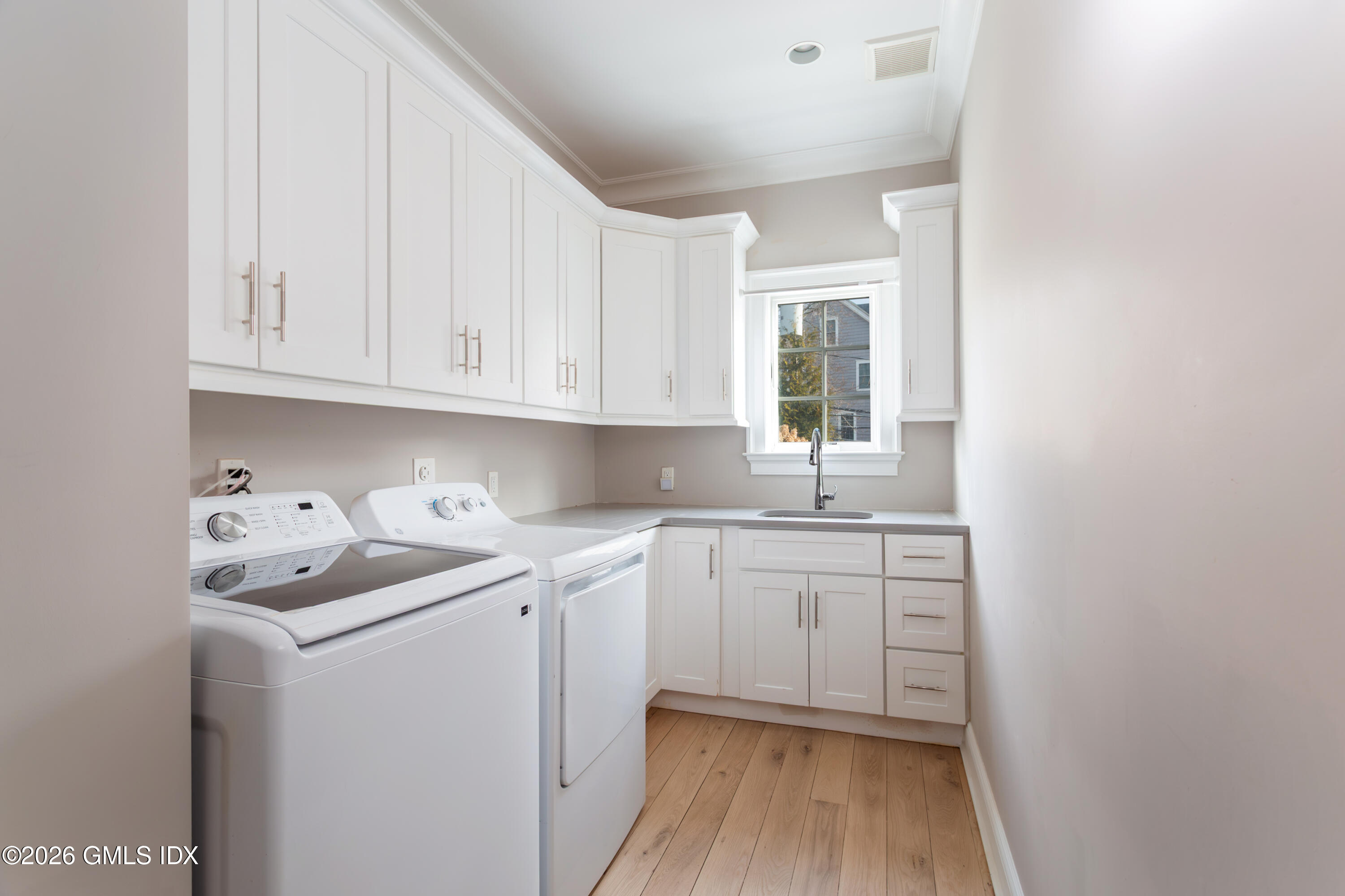 552 River Road Cos Cob, CT 06807 - Photo 16 of 35 River_080