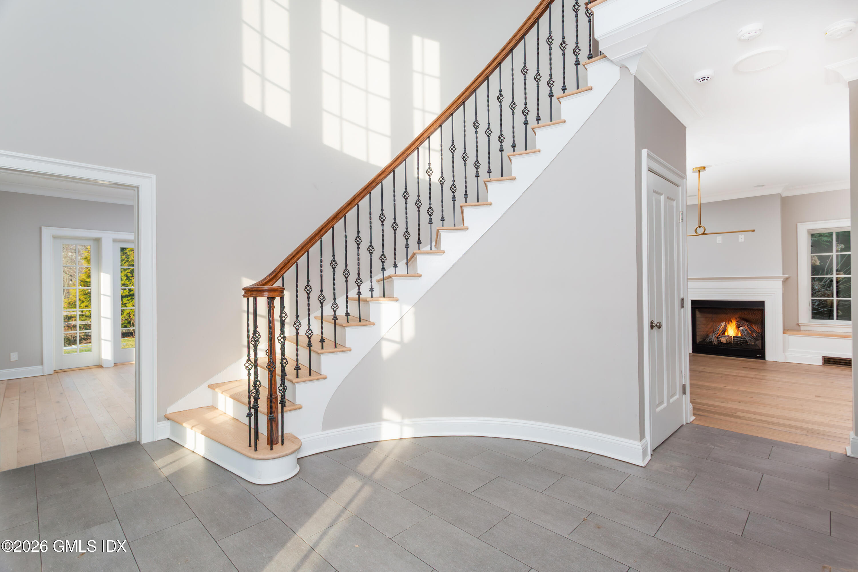 552 River Road Cos Cob, CT 06807 - Photo 3 of 35 River_061