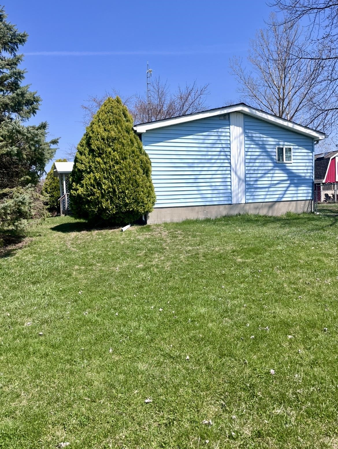 6130 Duffield Road Flushing, MI 48433 - Photo 4 of 35 50171830-273848fa-7985-4a25-8343-abb82de72251.JPG