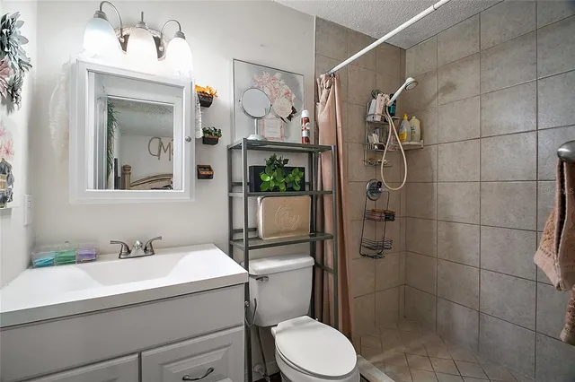 $195,000 | 2404 Northeast 32nd Place, Ocala, FL 34479