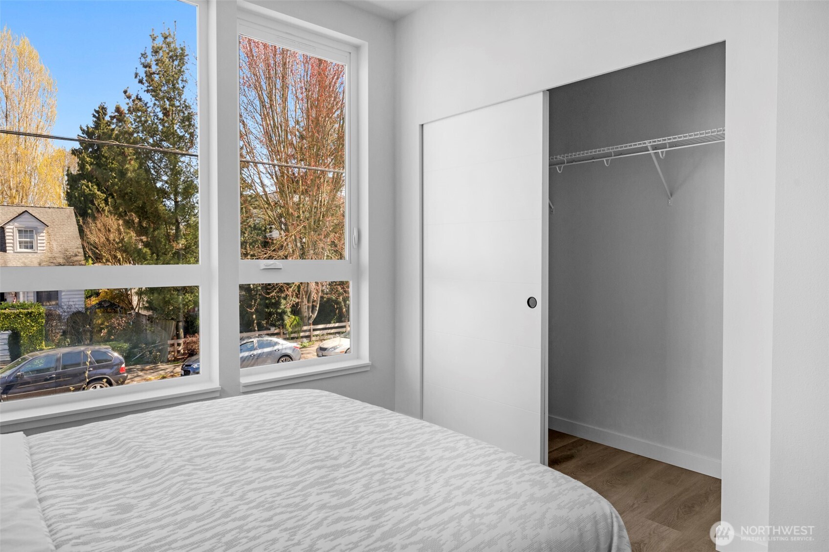 6727 Carleton Avenue South, Unit B Seattle, WA 98108 - Photo 13 of 35