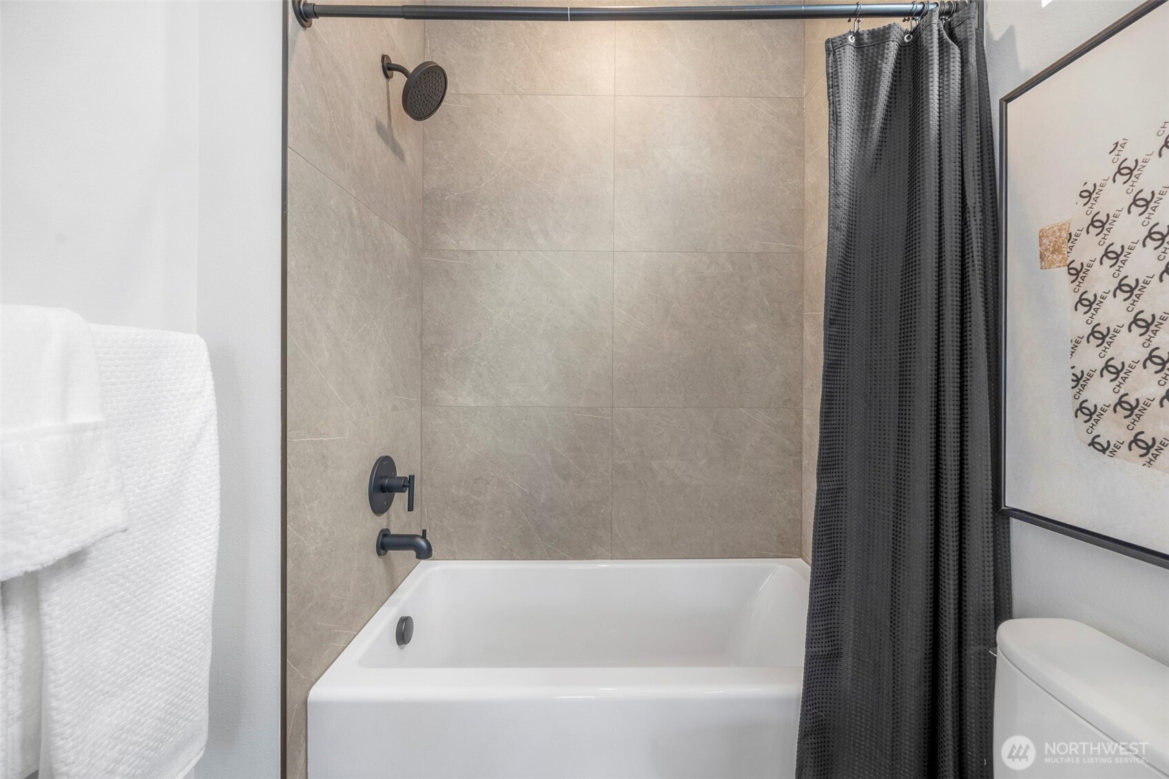 6727 Carleton Avenue South, Unit B Seattle, WA 98108 - Photo 17 of 35