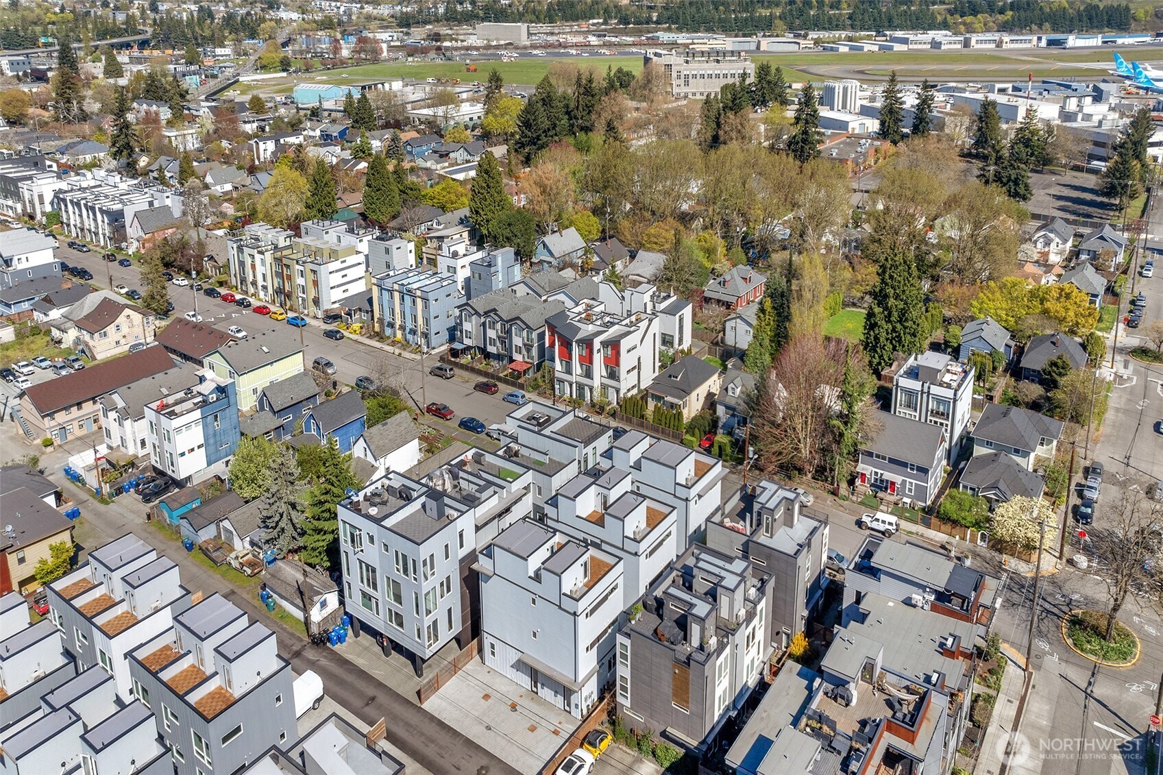 6727 Carleton Avenue South, Unit B Seattle, WA 98108 - Photo 31 of 35
