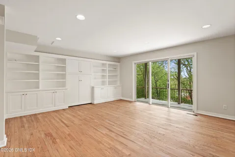 $2,995,000 | 1 Old Church Road, Unit 6, Greenwich, CT 06830