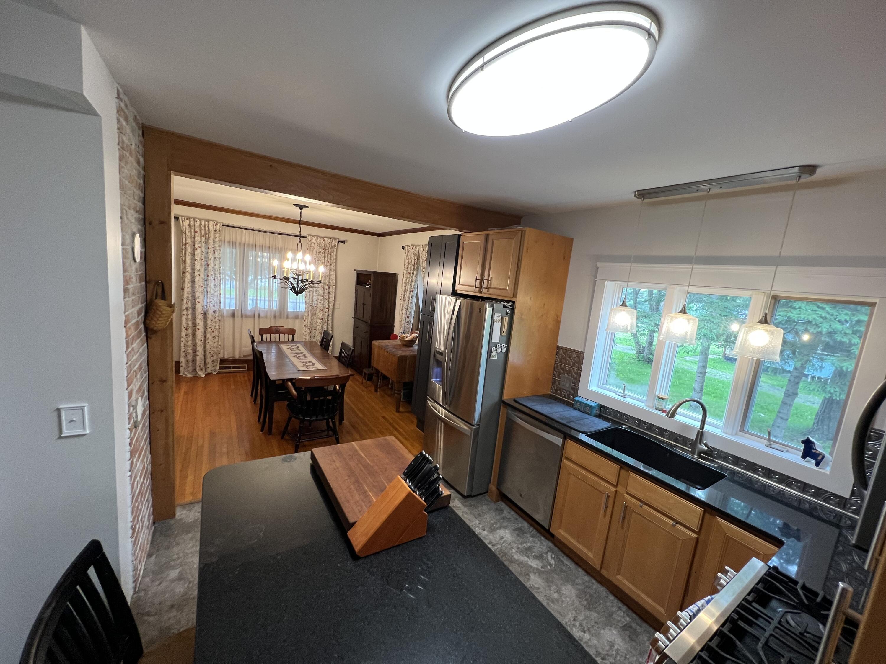 21 Washington Street Caribou, ME 04736 - Photo 5 of 40 IMG_9504