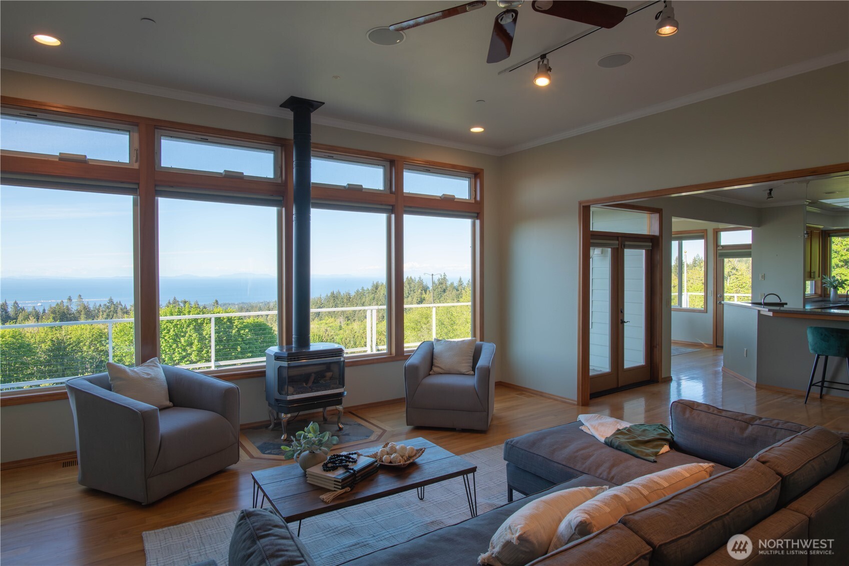 975 Simmons Road Port Angeles, WA 98362 - Photo 3 of 40