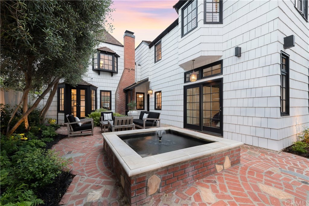 157 Chiquita Street Laguna Beach, CA 92651 - Photo 1 of 1 Gallery Image 1