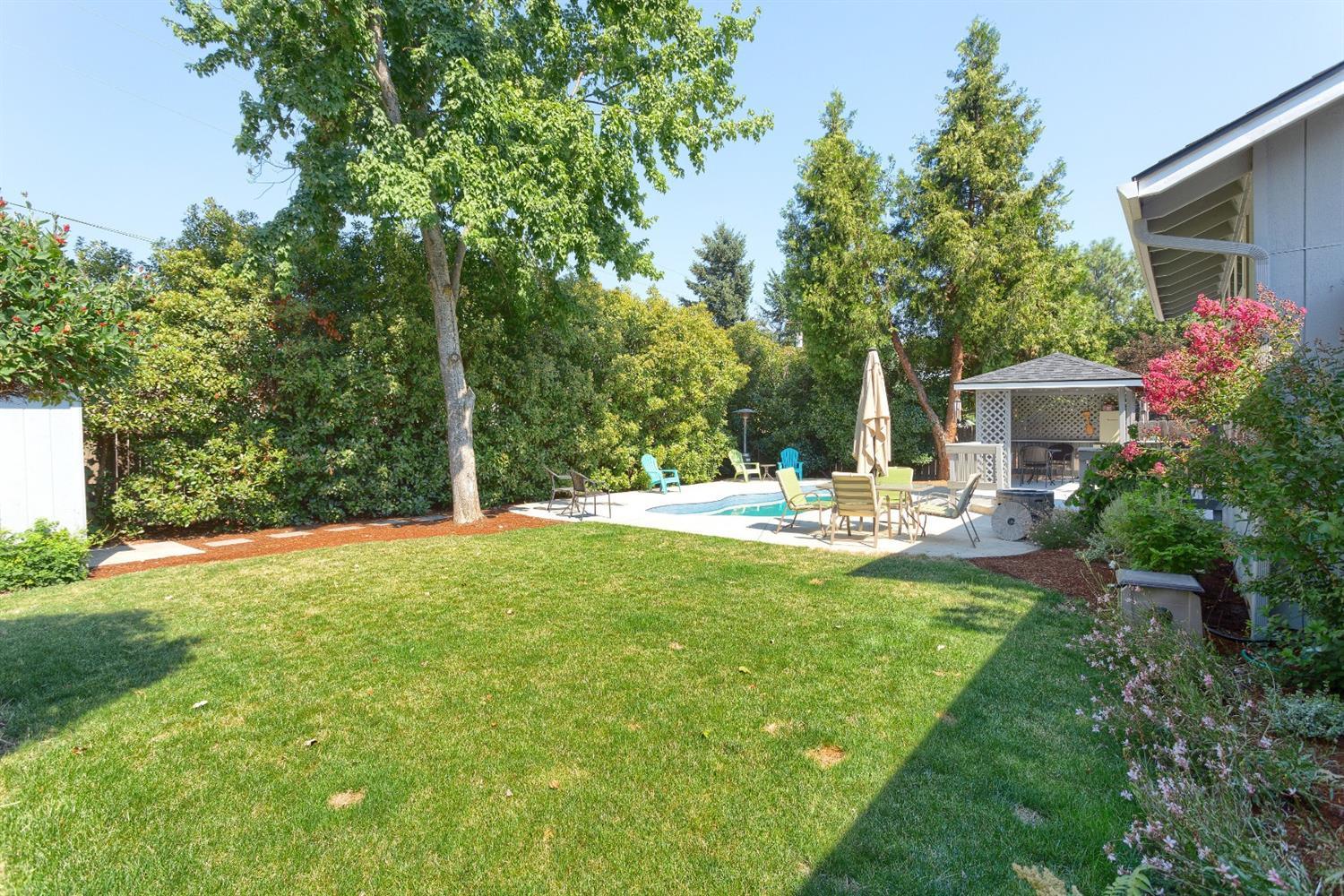 361 Brad Way Central Point, OR 97502 - Photo 8 of 35 Additional Photo