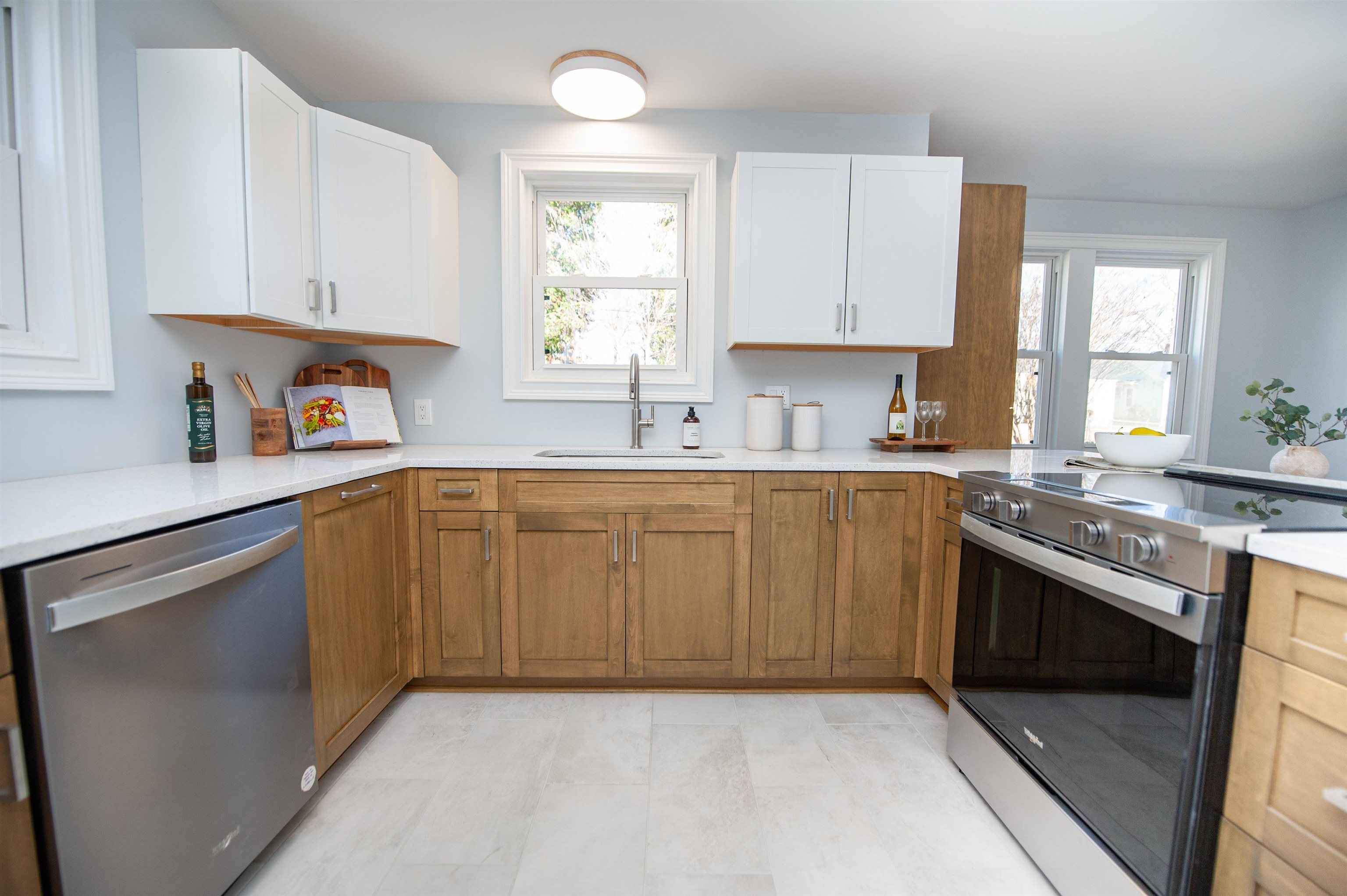 147 Pleasant Ridge Avenue Greenville, SC 29605 - Photo 13 of 33