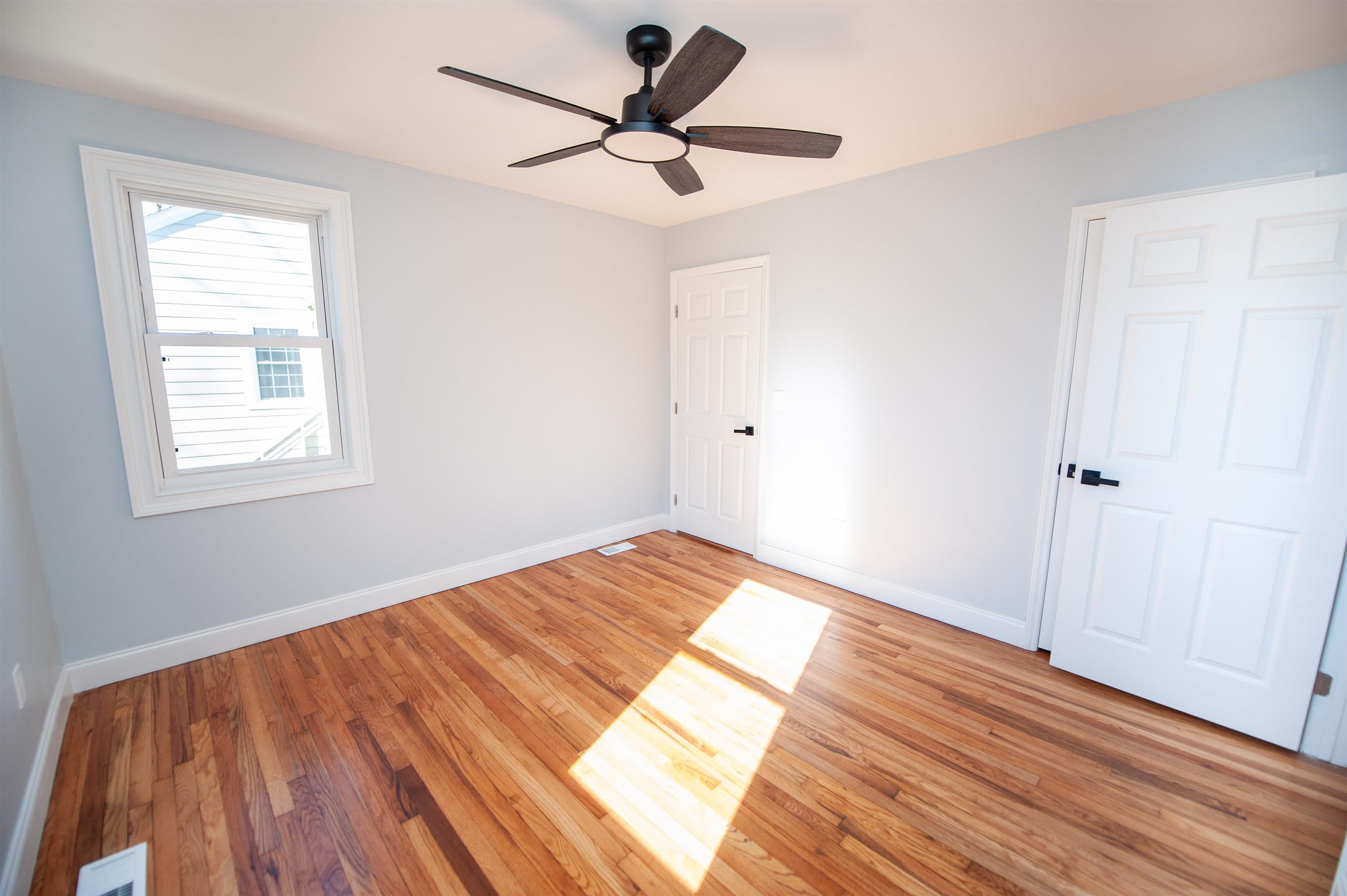 147 Pleasant Ridge Avenue Greenville, SC 29605 - Photo 26 of 33