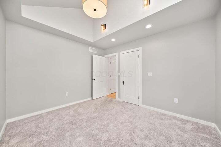 2698 Ruhl Avenue Columbus, OH 43209 - Photo 31 of 45