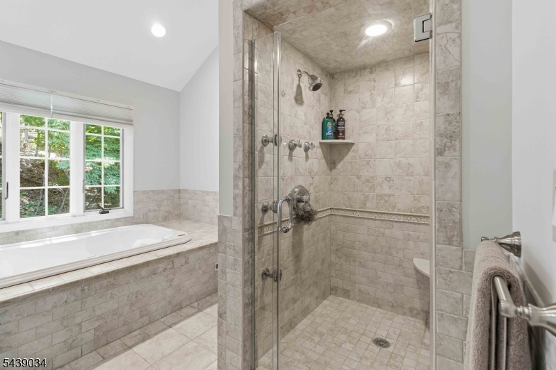 913 High Mountain Road North Haledon, NJ 07508 - Photo 22 of 42