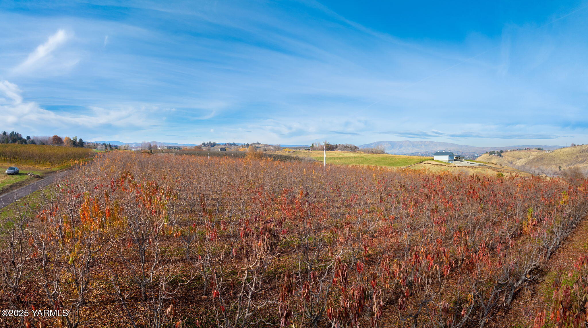 Nka Green Ridge Drive Yakima, WA 98908 - Photo 13 of 14 a view of an ocean
