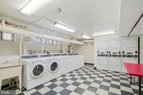 $239,000 | 1954 Columbia Road Northwest, Unit 308, Washington, DC 20009