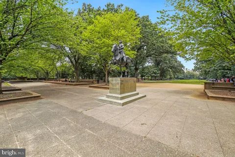 $239,000 | 1954 Columbia Road Northwest, Unit 308, Washington, DC 20009