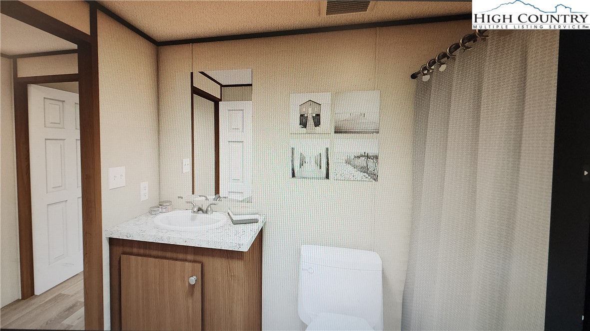 206 Smith Dixon Road Crumpler, NC 28617 - Photo 14 of 34 Gallery Image 14