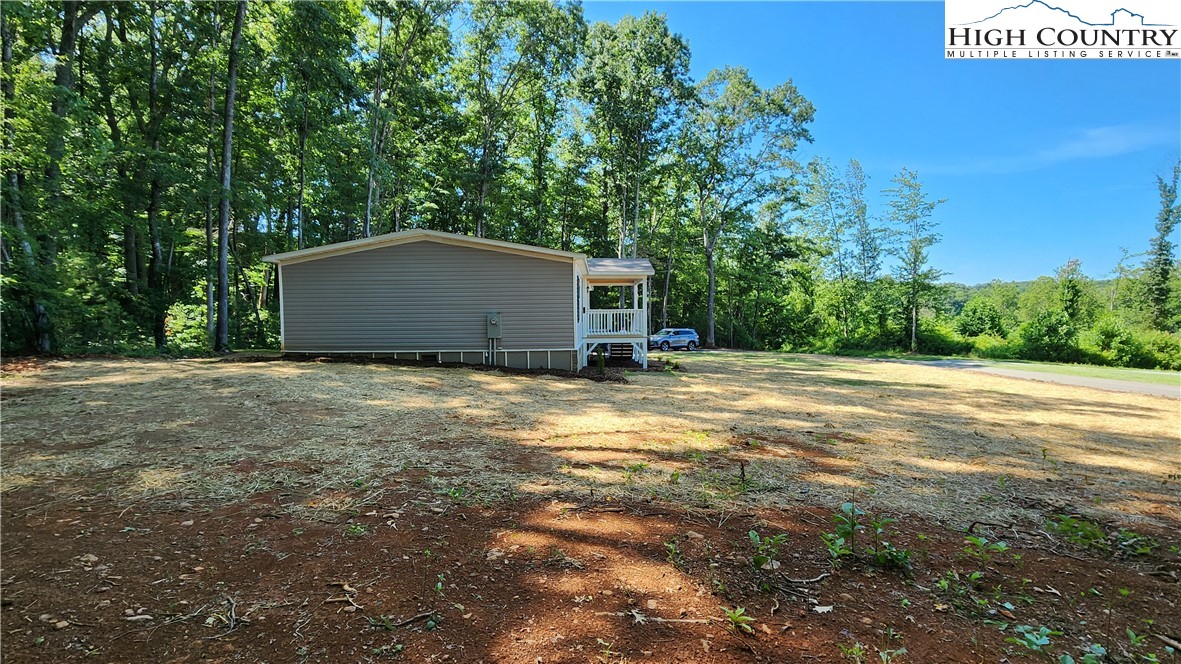 206 Smith Dixon Road Crumpler, NC 28617 - Photo 21 of 34 Gallery Image 21