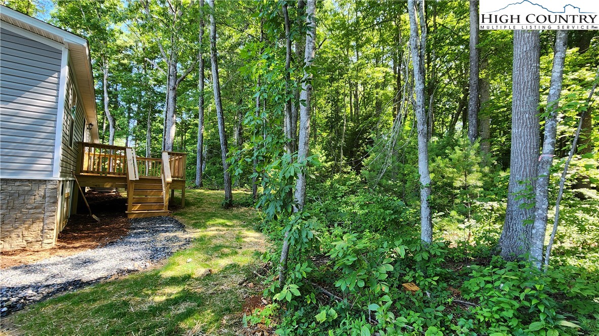 206 Smith Dixon Road Crumpler, NC 28617 - Photo 22 of 34 Gallery Image 22