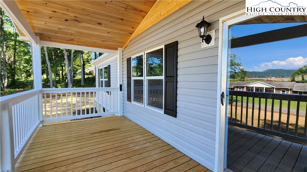 206 Smith Dixon Road Crumpler, NC 28617 - Photo 34 of 34 Gallery Image 34
