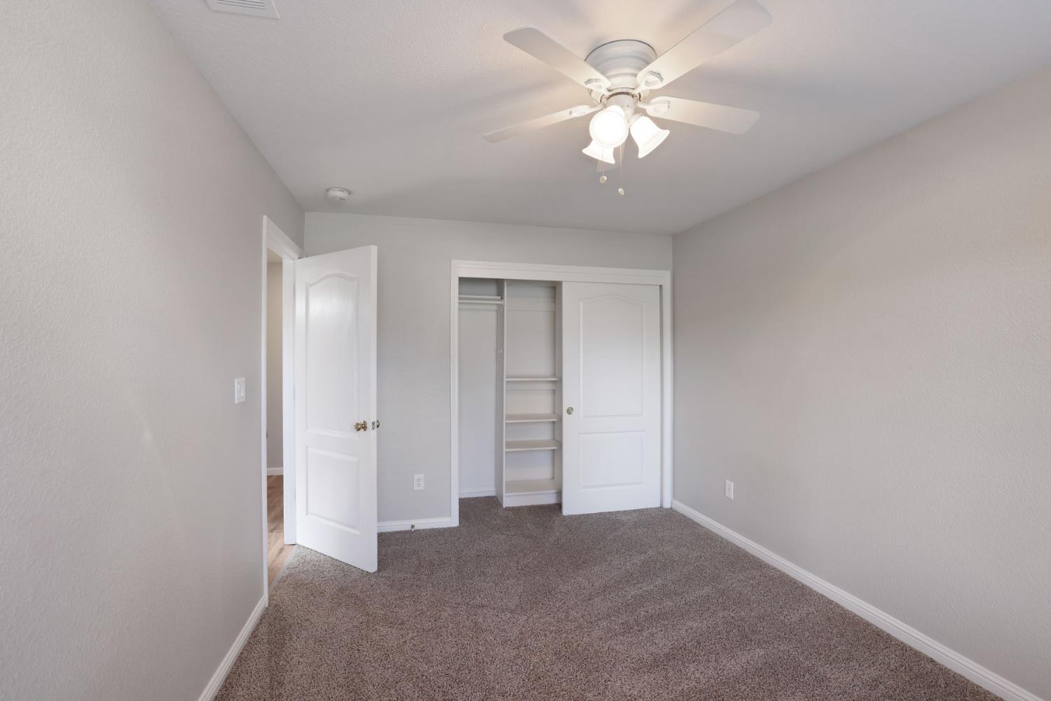 924 East Milgeo Avenue Ripon, CA 95366 - Photo 28 of 33