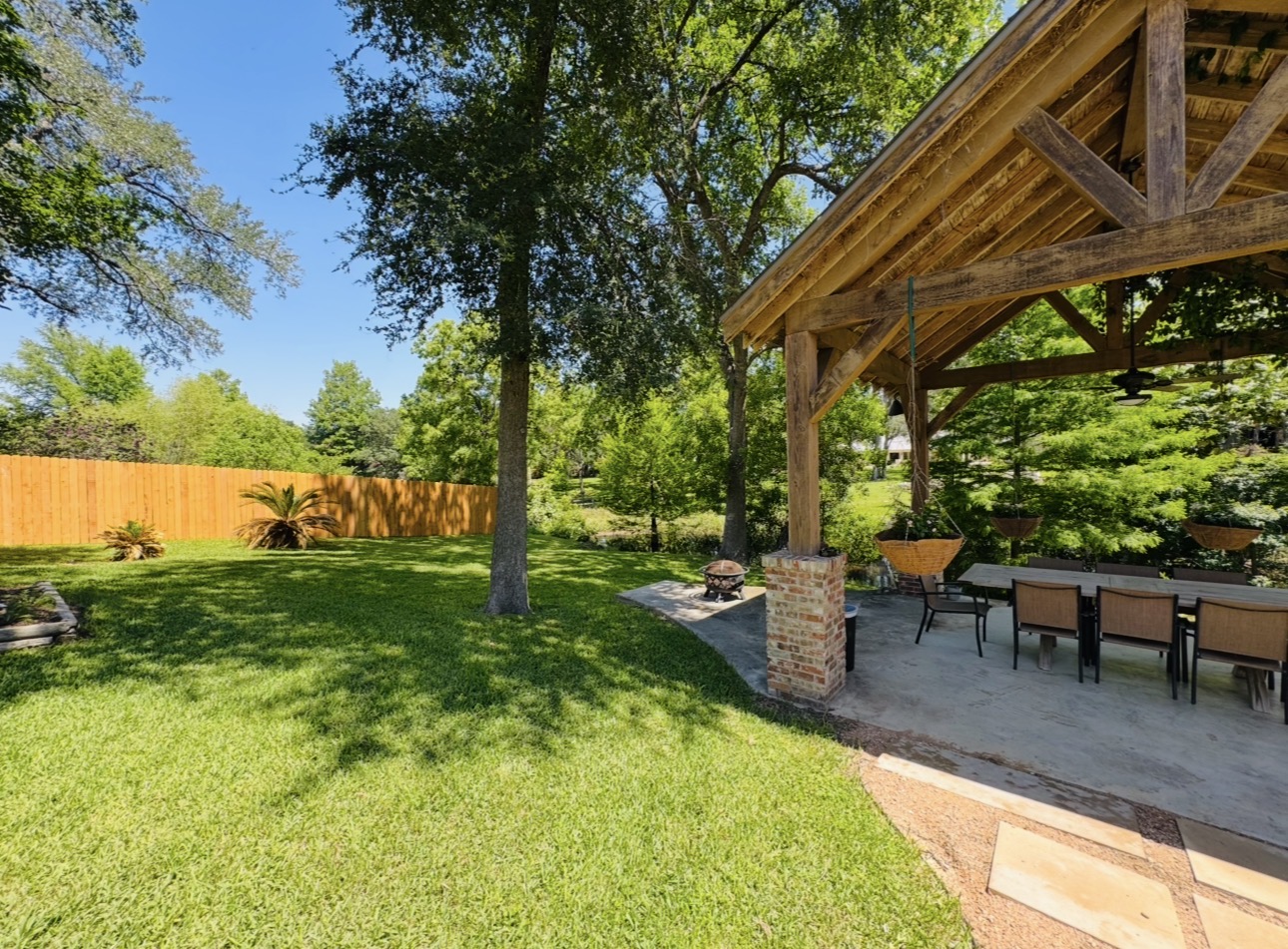 203 East 11th Street Elgin, TX 78621 - Photo 35 of 40