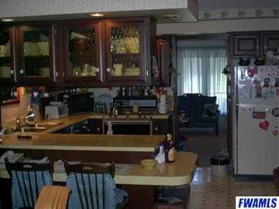 1315 Canterbury Drive Decatur, IN 46733 - Photo 5 of 12 Gallery Image 5