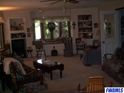 1315 Canterbury Drive Decatur, IN 46733 - Photo 6 of 12 Gallery Image 6