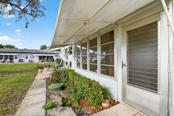 $141,900 | 615 High Point Drive, Unit C, Delray Beach, FL 33445