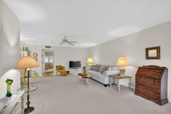 $141,900 | 615 High Point Drive, Unit C, Delray Beach, FL 33445