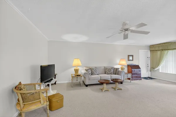 $141,900 | 615 High Point Drive, Unit C, Delray Beach, FL 33445