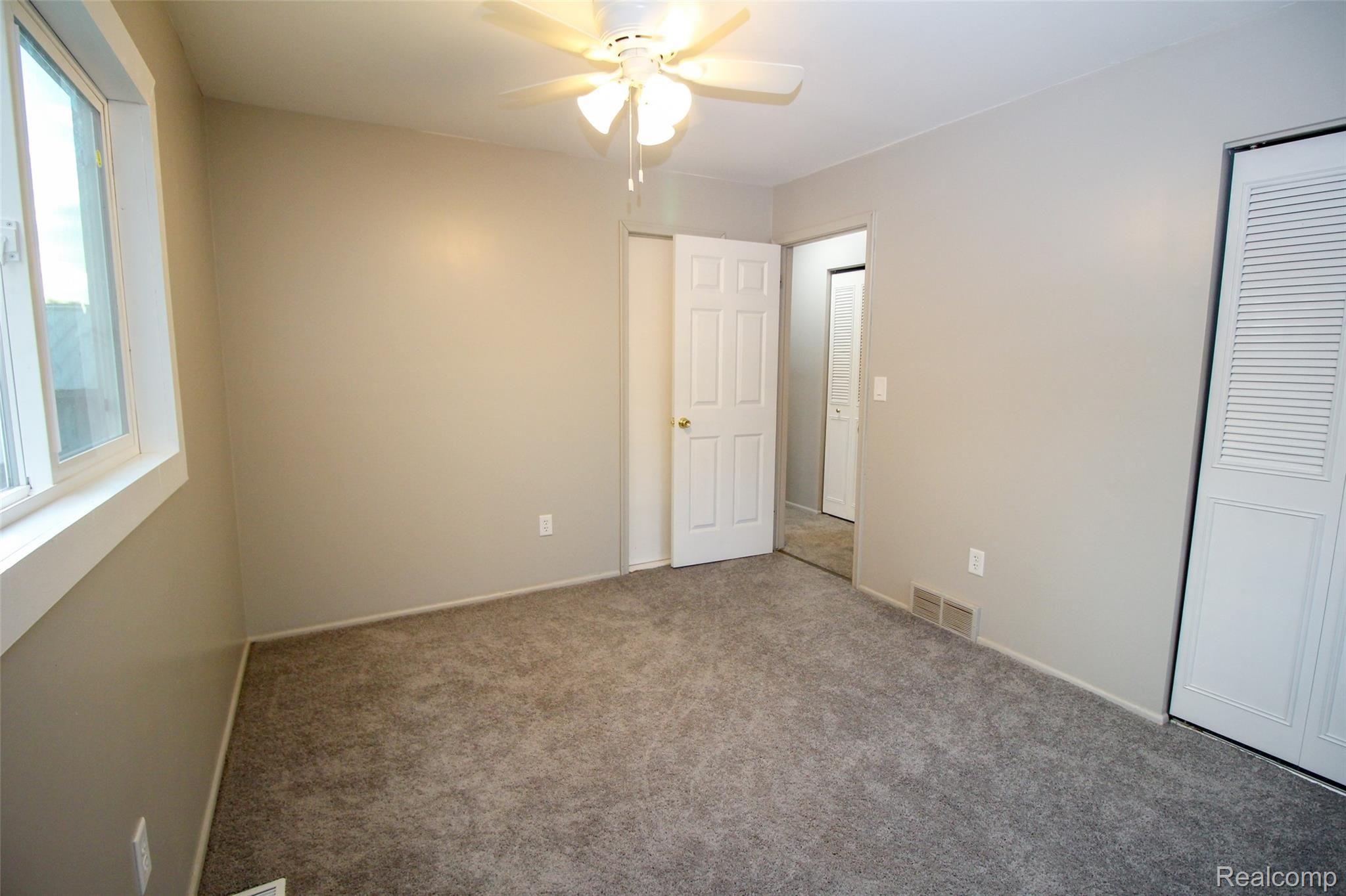 11425 Wilson Road Montrose, MI 48457 - Photo 9 of 28 09.JPG