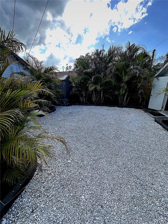 522 Rosery Road Northwest Largo, FL 33770 - Photo 5 of 27