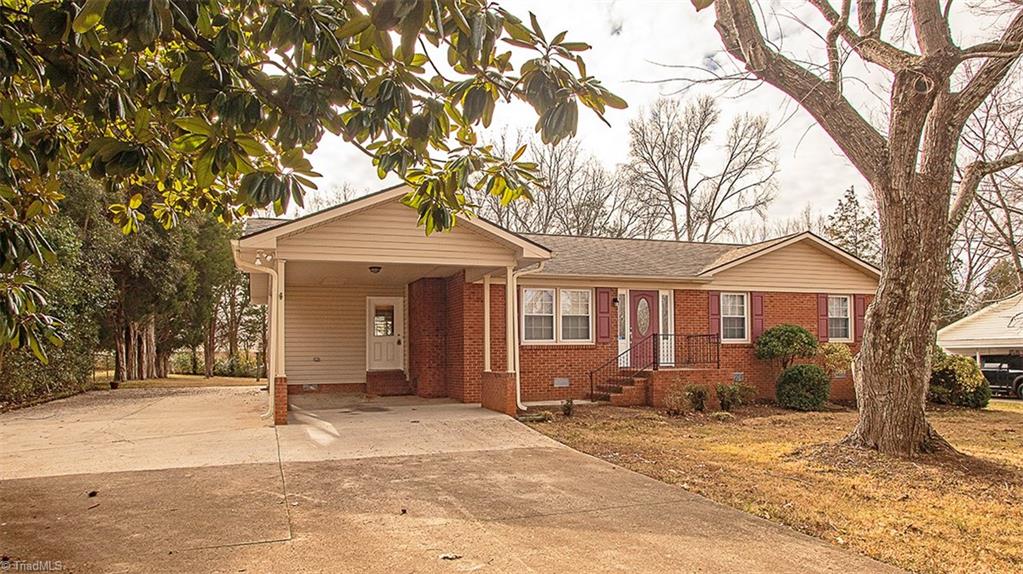 380 Stratford Road Lexington, NC 27292 - Photo 1 of 22 Gallery Image 1