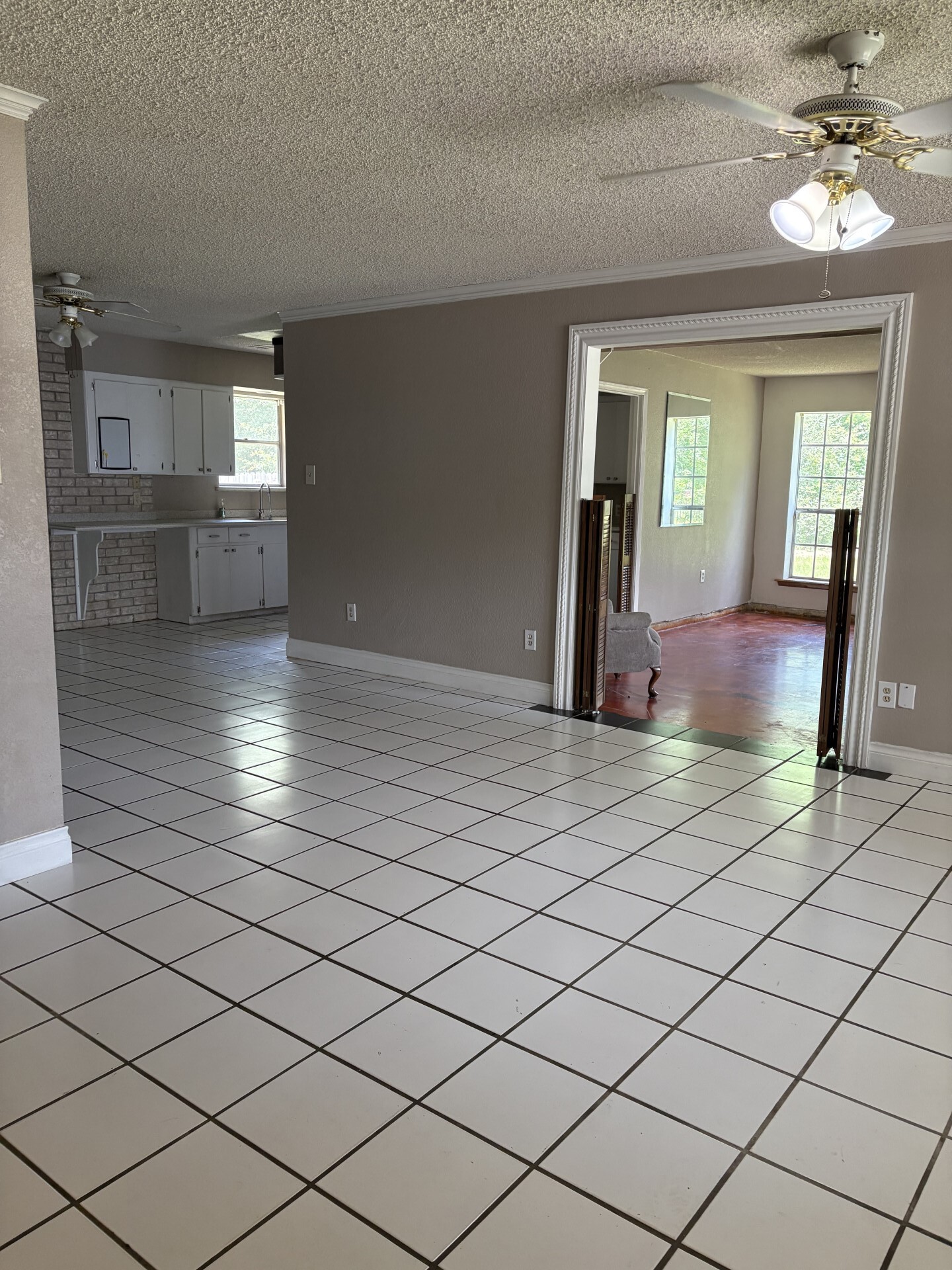 2628 Defor Road Conroe, TX 77301 - Photo 4 of 34