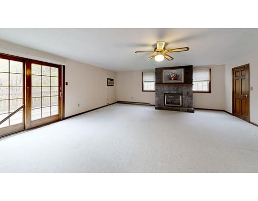 112 Turnpike Road Westminster, MA 01473 - Photo 2 of 17 Gallery Image 2