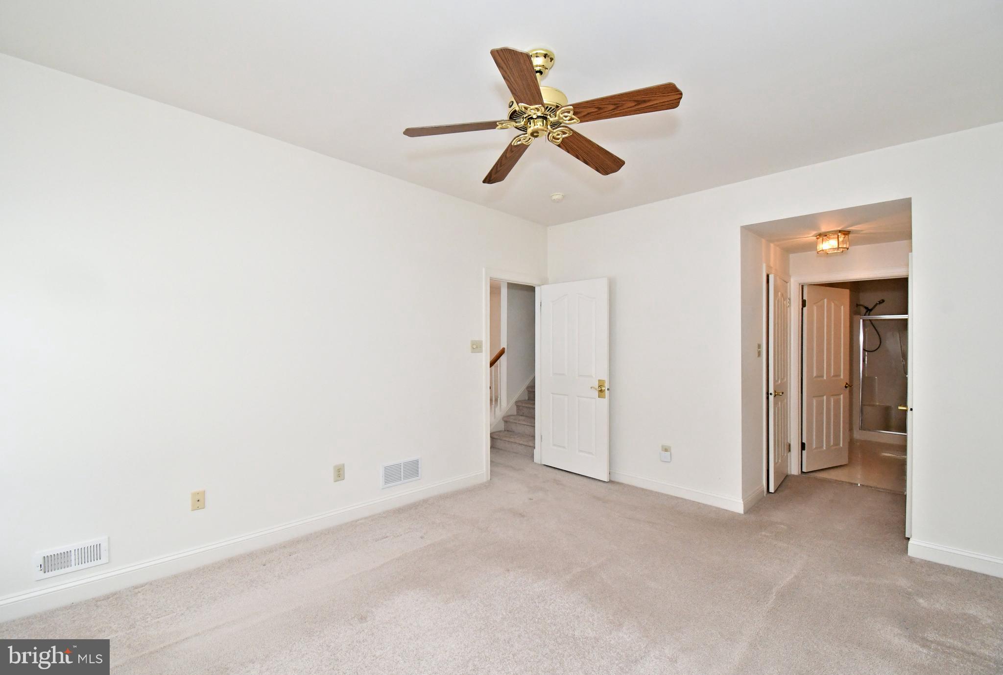 425 Ruth Court Harleysville, PA 19438 - Photo 16 of 26 a view of an empty room