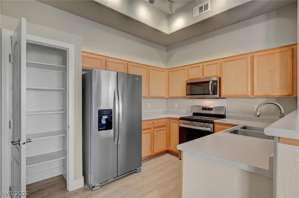 $1,575 | 3574 Desert Cliff Street, Unit 203, Las Vegas, NV 89129