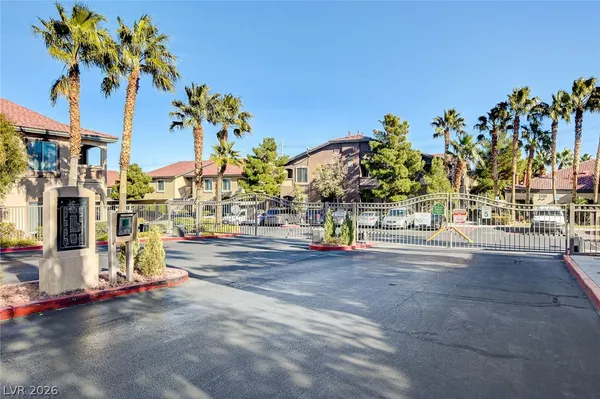 $1,575 | 3574 Desert Cliff Street, Unit 203, Las Vegas, NV 89129