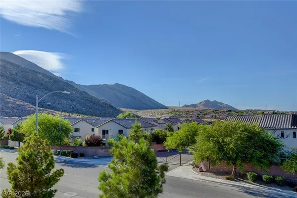 $1,575 | 3574 Desert Cliff Street, Unit 203, Las Vegas, NV 89129