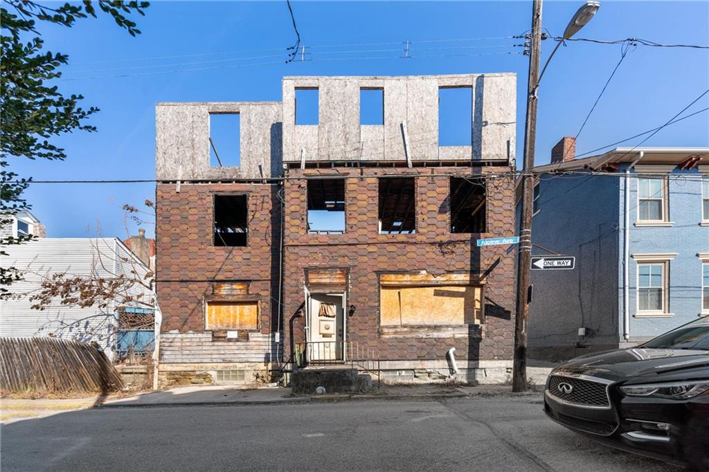 110 Alpine Avenue Pittsburgh, PA 15212 - Photo 13 of 17